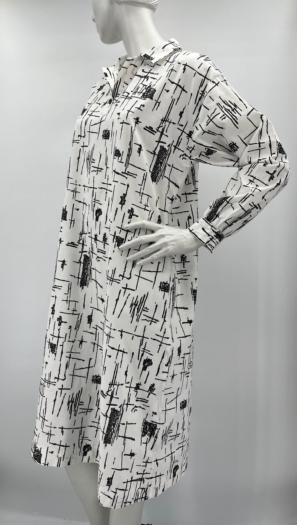 Black and white cotton dress from the 80s, size 40
