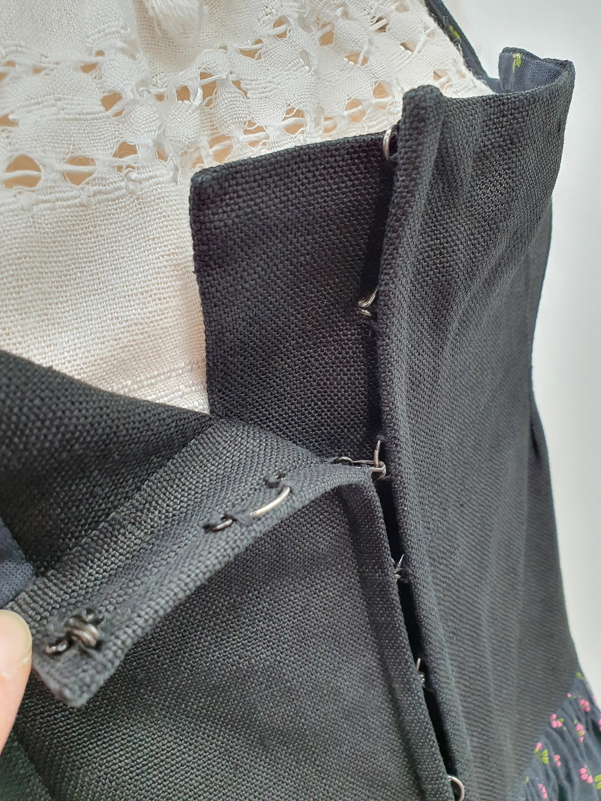 Original Lanz, aito dirndl-mekko Itävallasta, 70-80-luku, koko 38-40