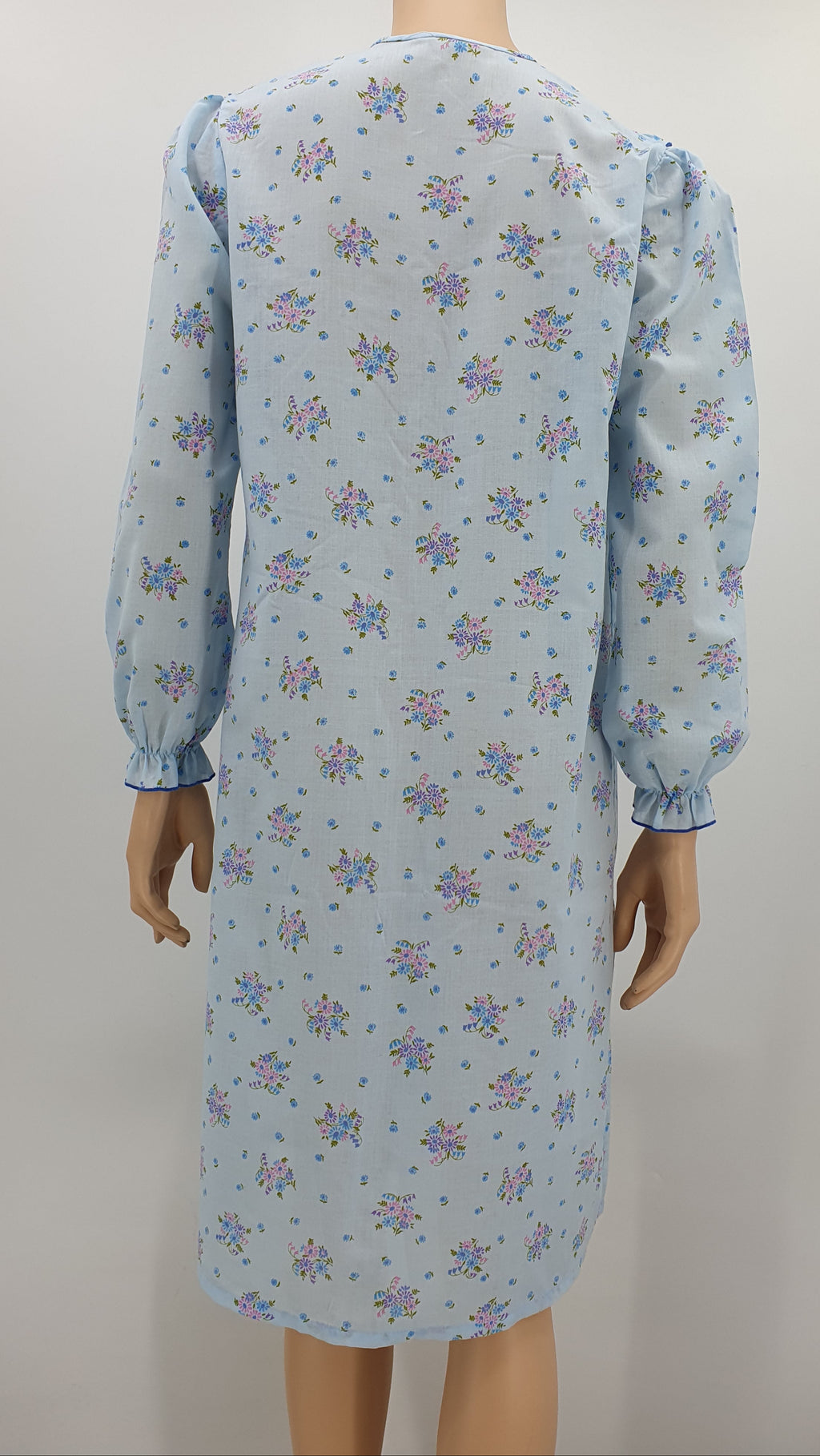 Romantic nightgown from the 70s-80s, size 38/40
