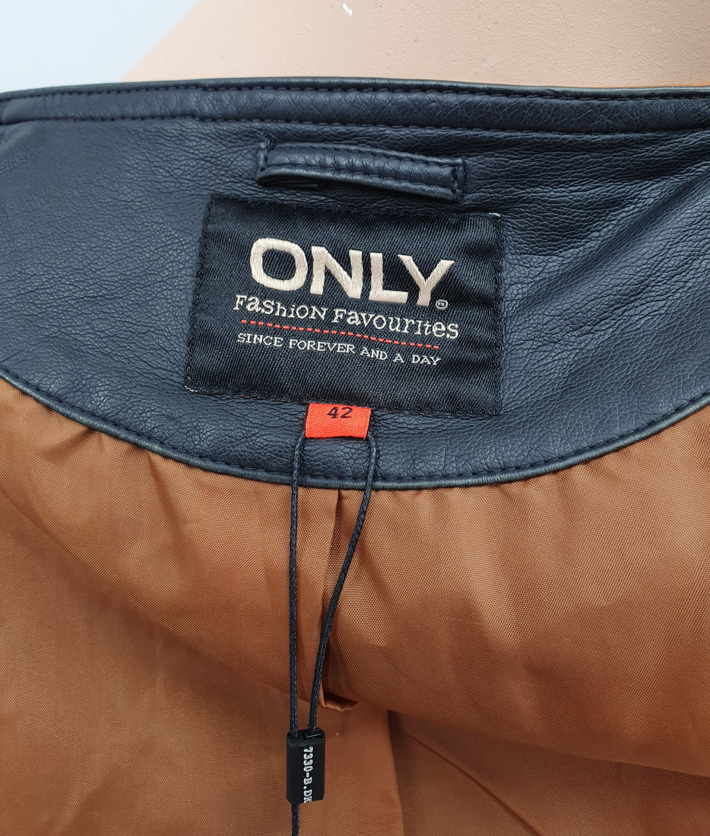 Only, brown secondhand jacket, unused, size 42