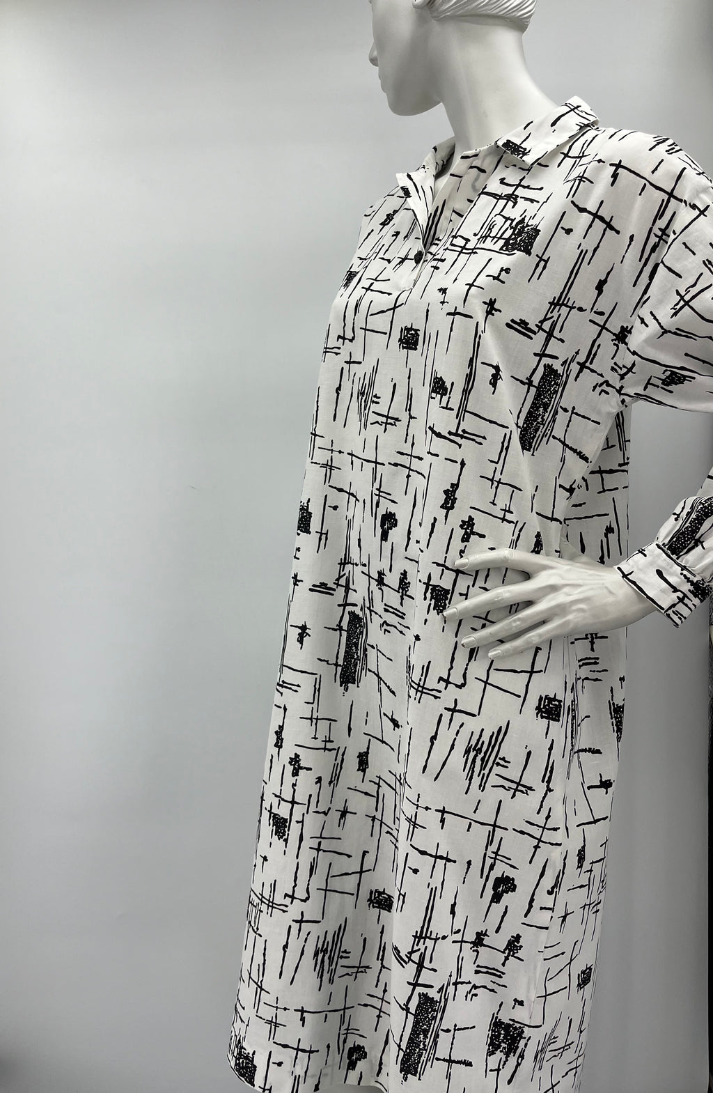 Black and white cotton dress from the 80s, size 40