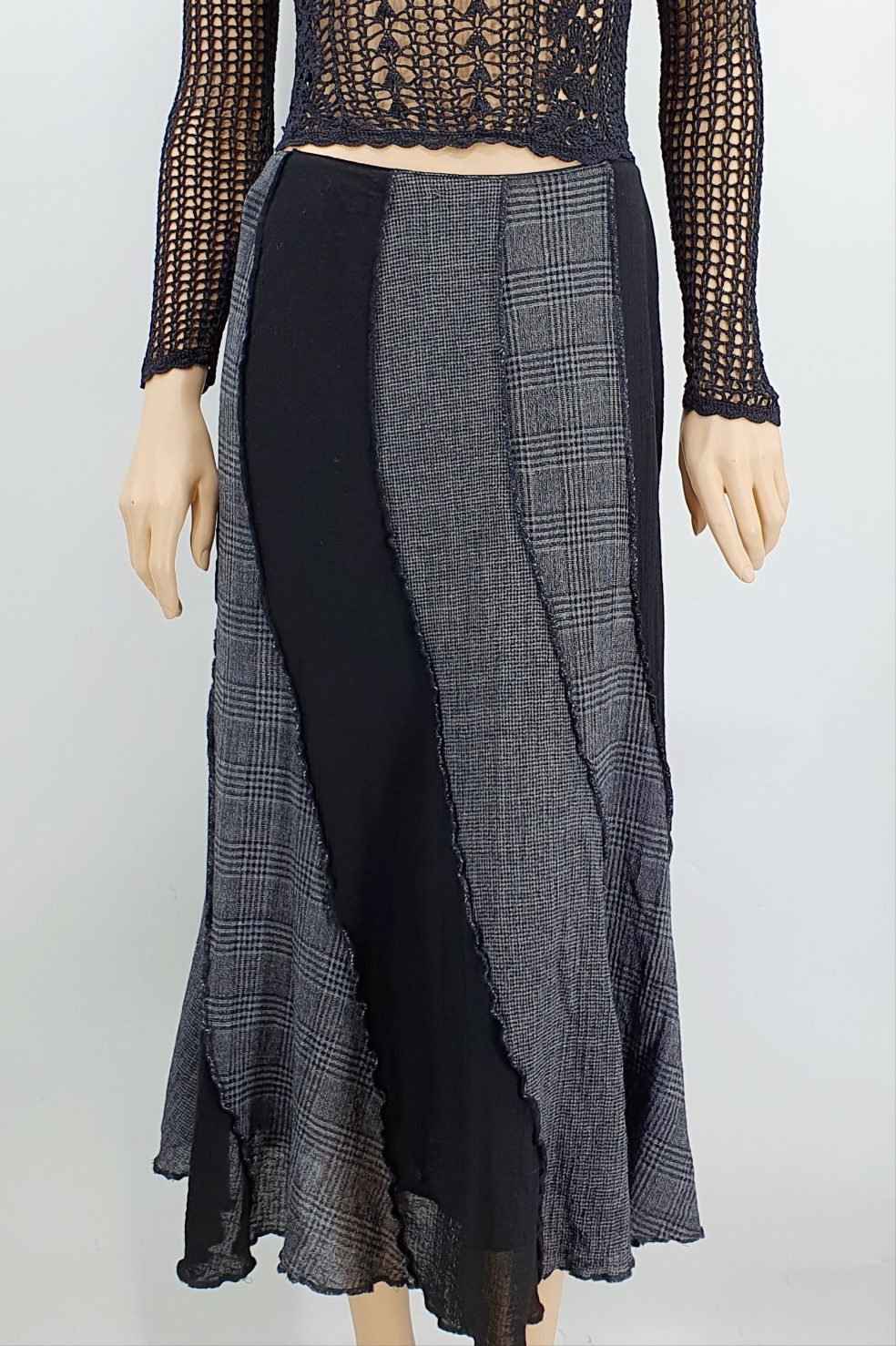 Kello, black-gray wool blend skirt from the 2000s, waist 78cm, size 38(40)