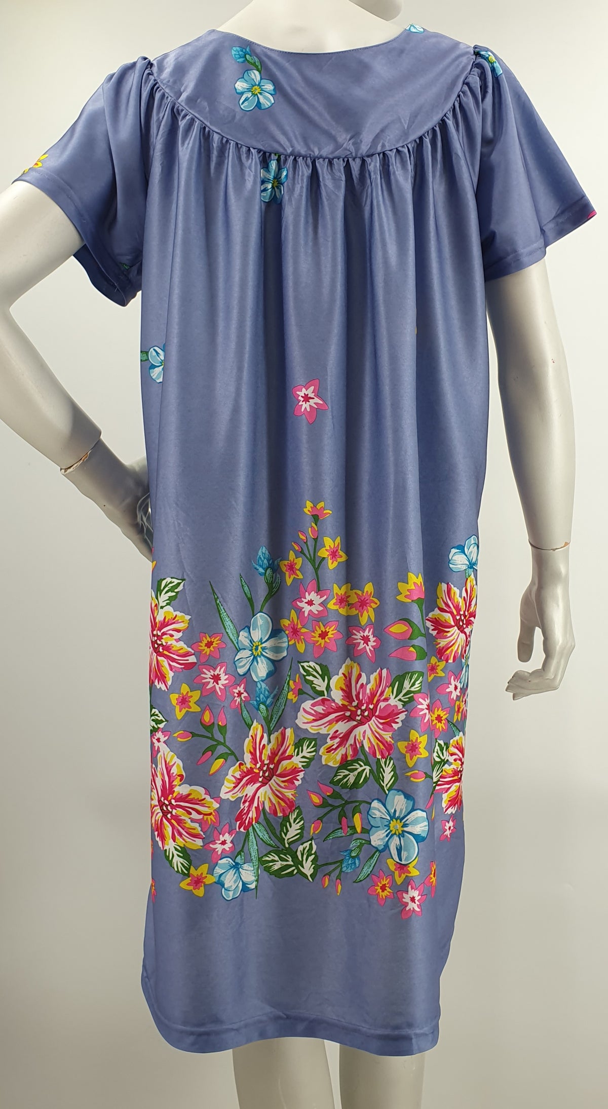 Lati Fashion, kotiasu 90-luvulta, koko 36-38