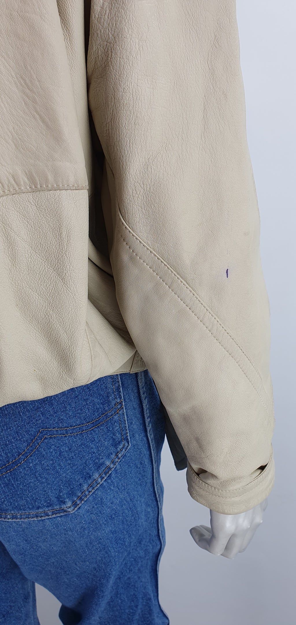 Deya by Sonanini, off-white leather jacket, from the 80s, size 36-38