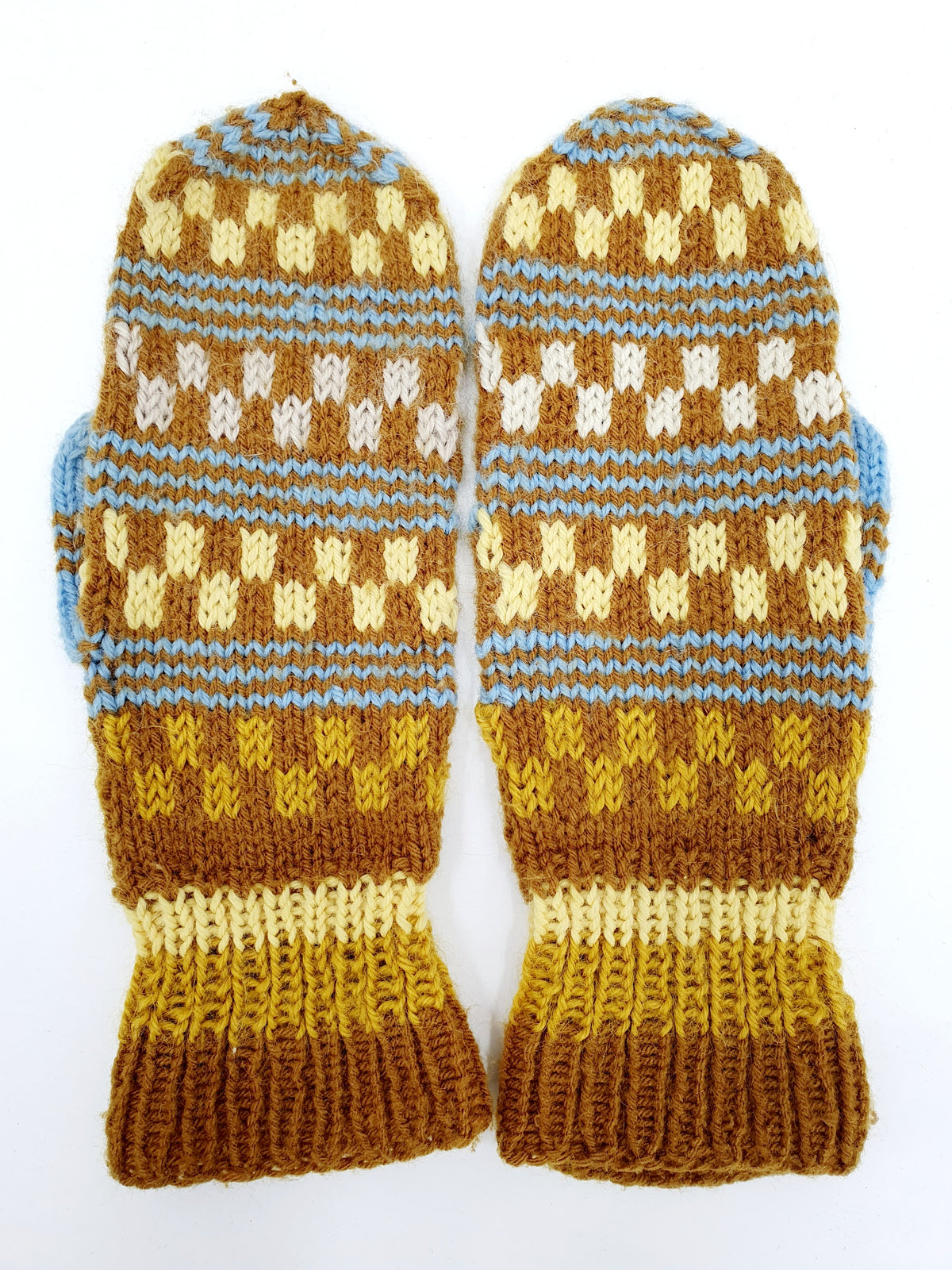 Wool mittens, 5 different pairs