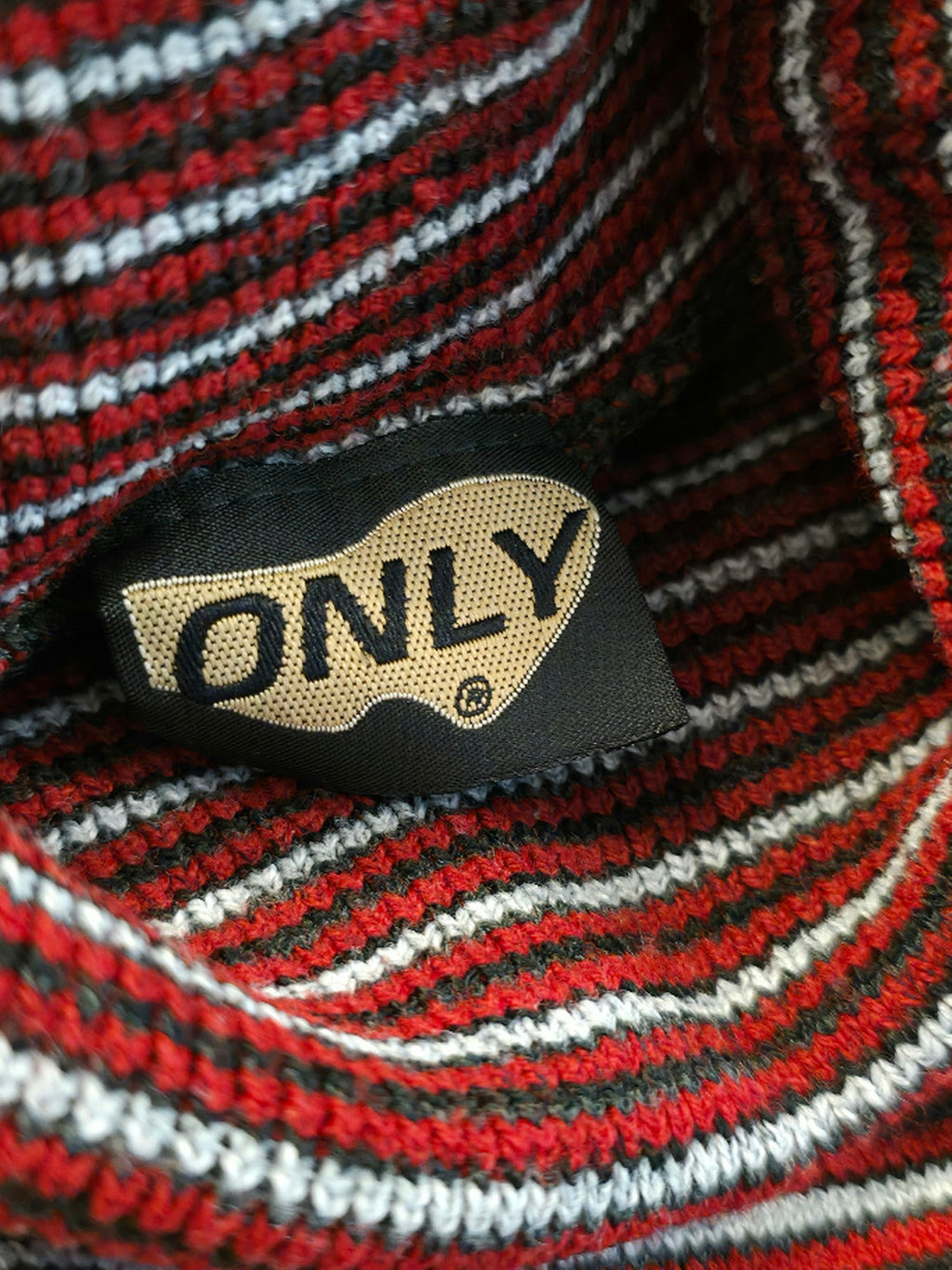 Only, raitakuvioinen pooloneule 90-2000-luvulta, koko 34-36