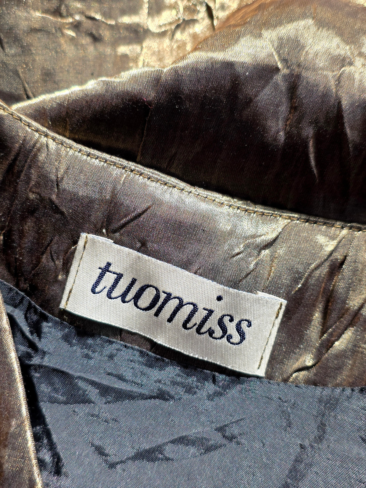 Tuomiss, metallinhohtoinen lyhyt jakku, koko 38