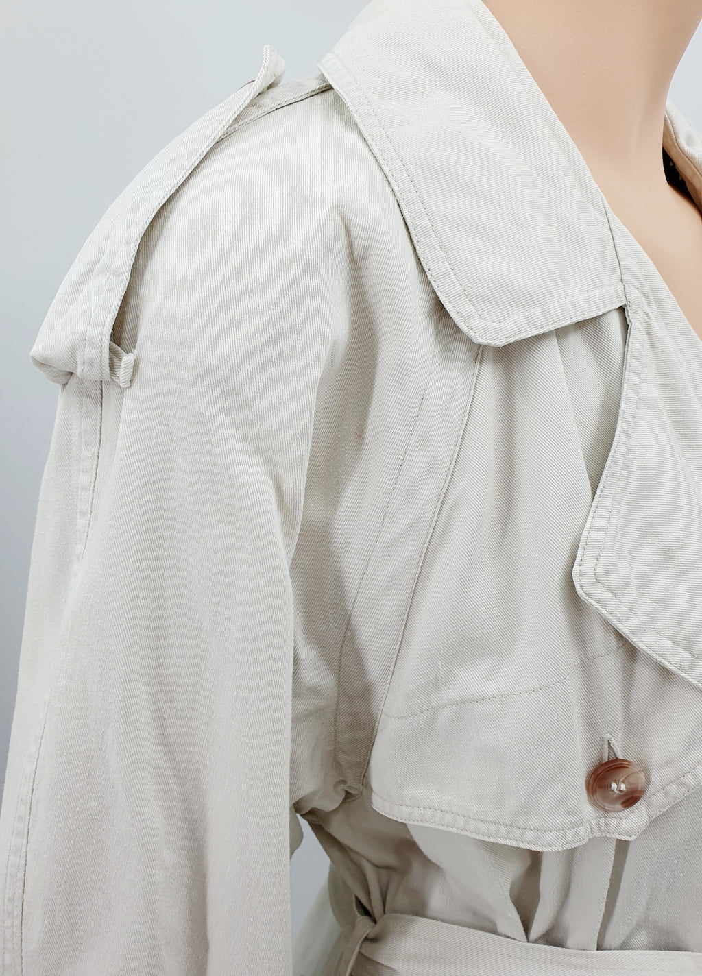New Basics, long light-colored trench coat from the 90s, size 42-44