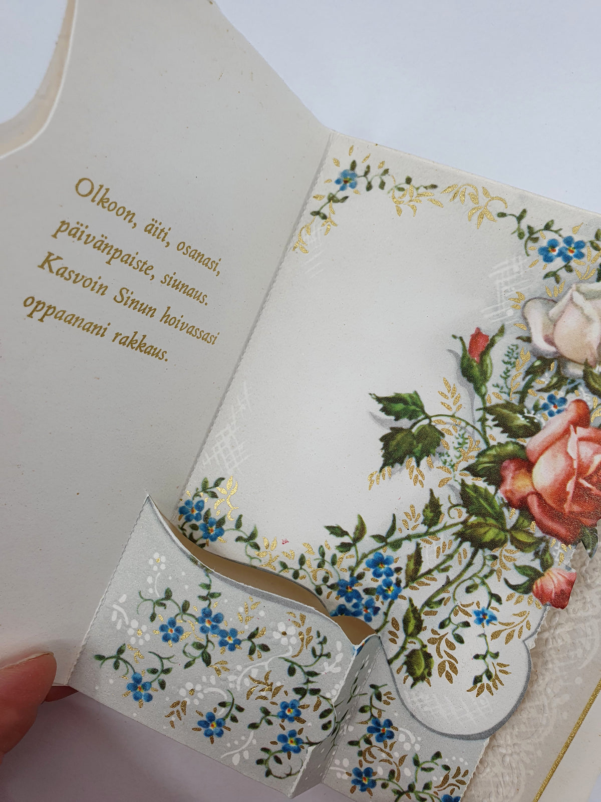 Three-dimensional Mother's Day card from the 1940s-50s, butterfly/bow tie