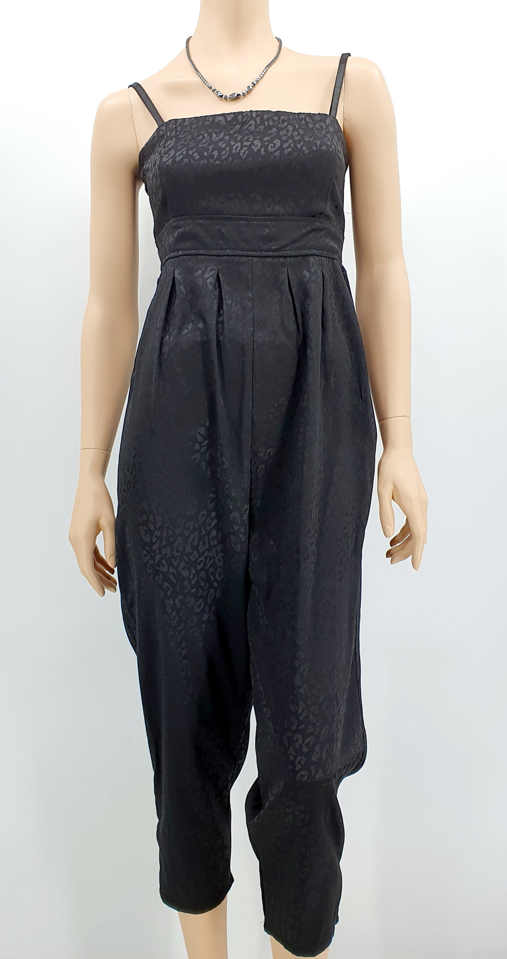 Musta jumpsuit juhlaan, 2000-luvulta/Y2K, koko 36