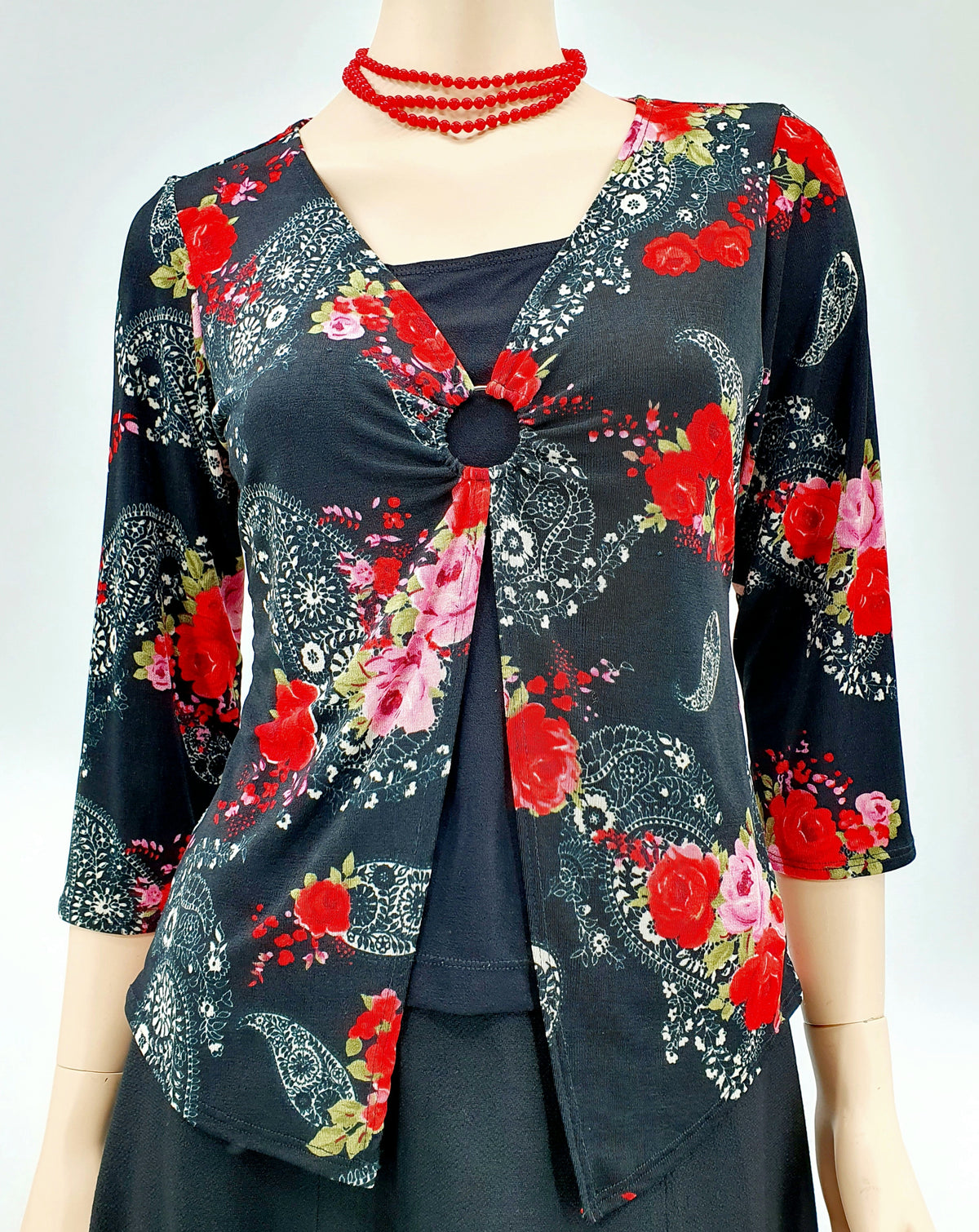 Floral shirt from the 2000s, size 36-38