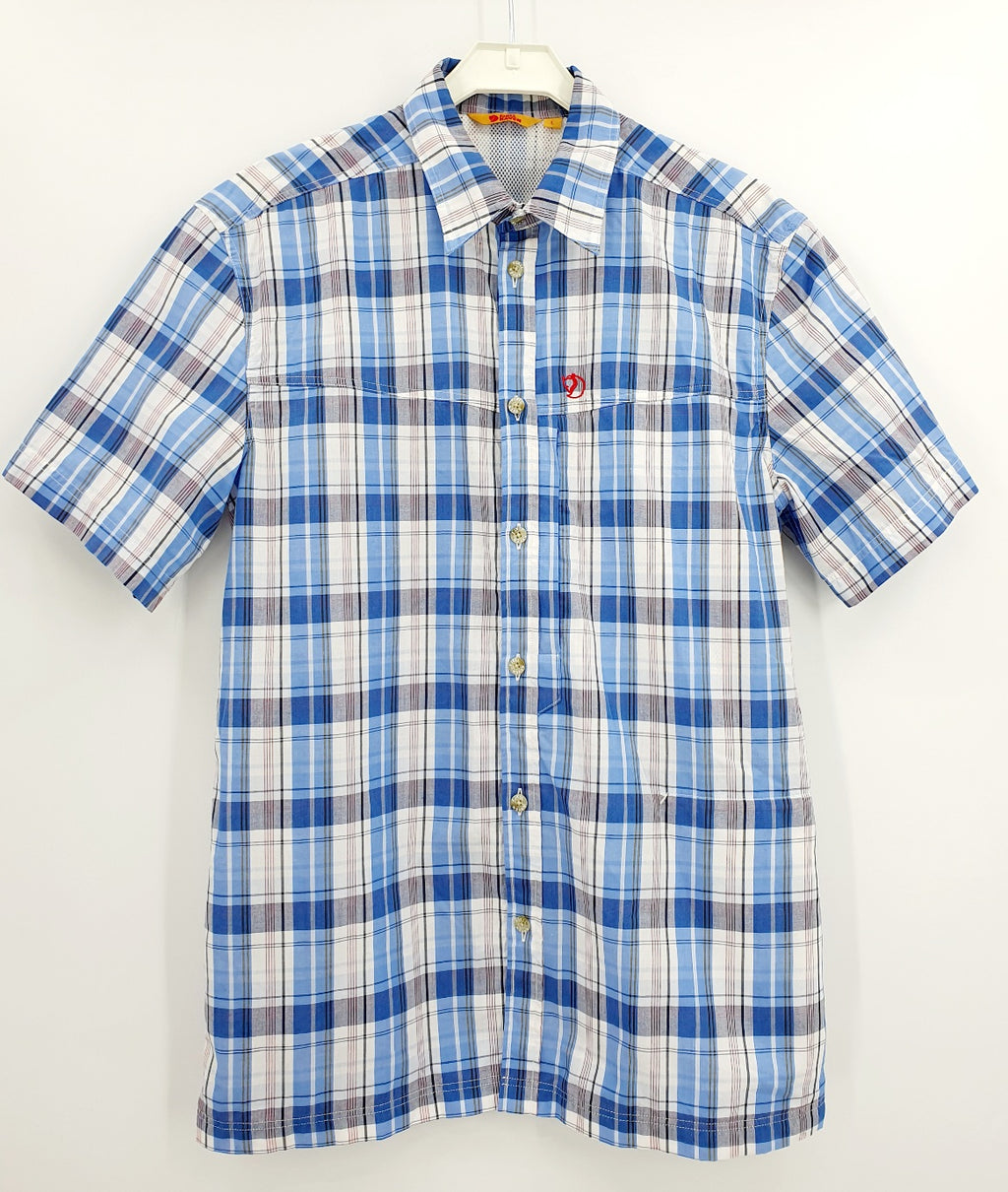 Fjällräven, men's short-sleeved shirt from the 2000s, size ML