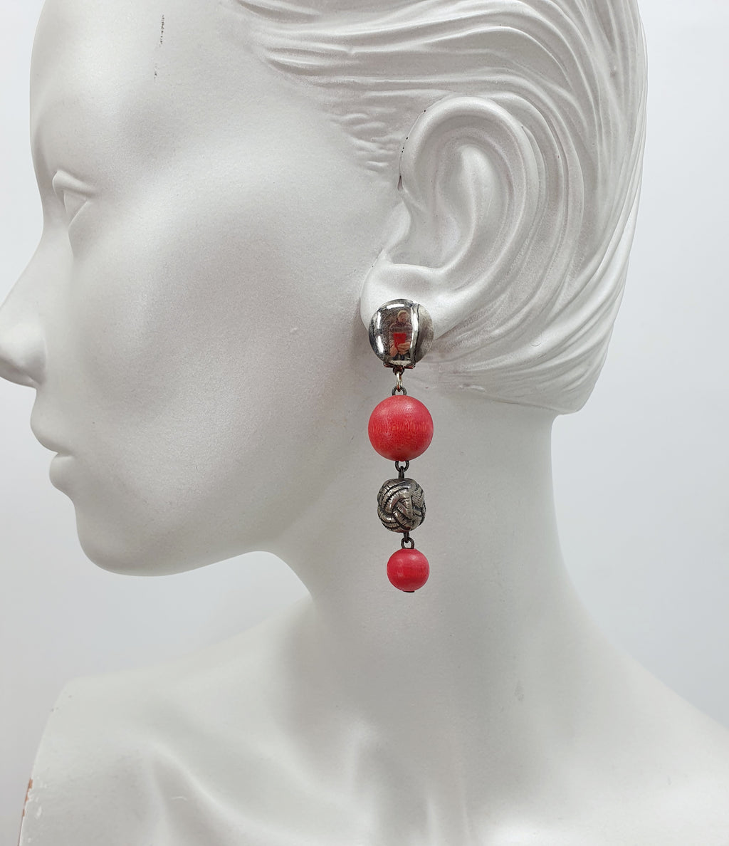 Aarikka, Ingrid clip earrings from the 90s