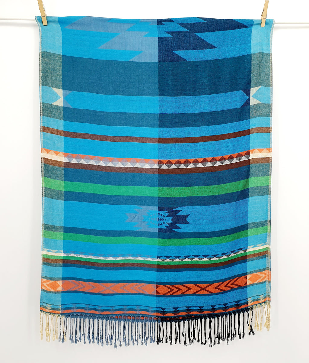 Inkakuvioinen sininen huivi, koko 68x170cm