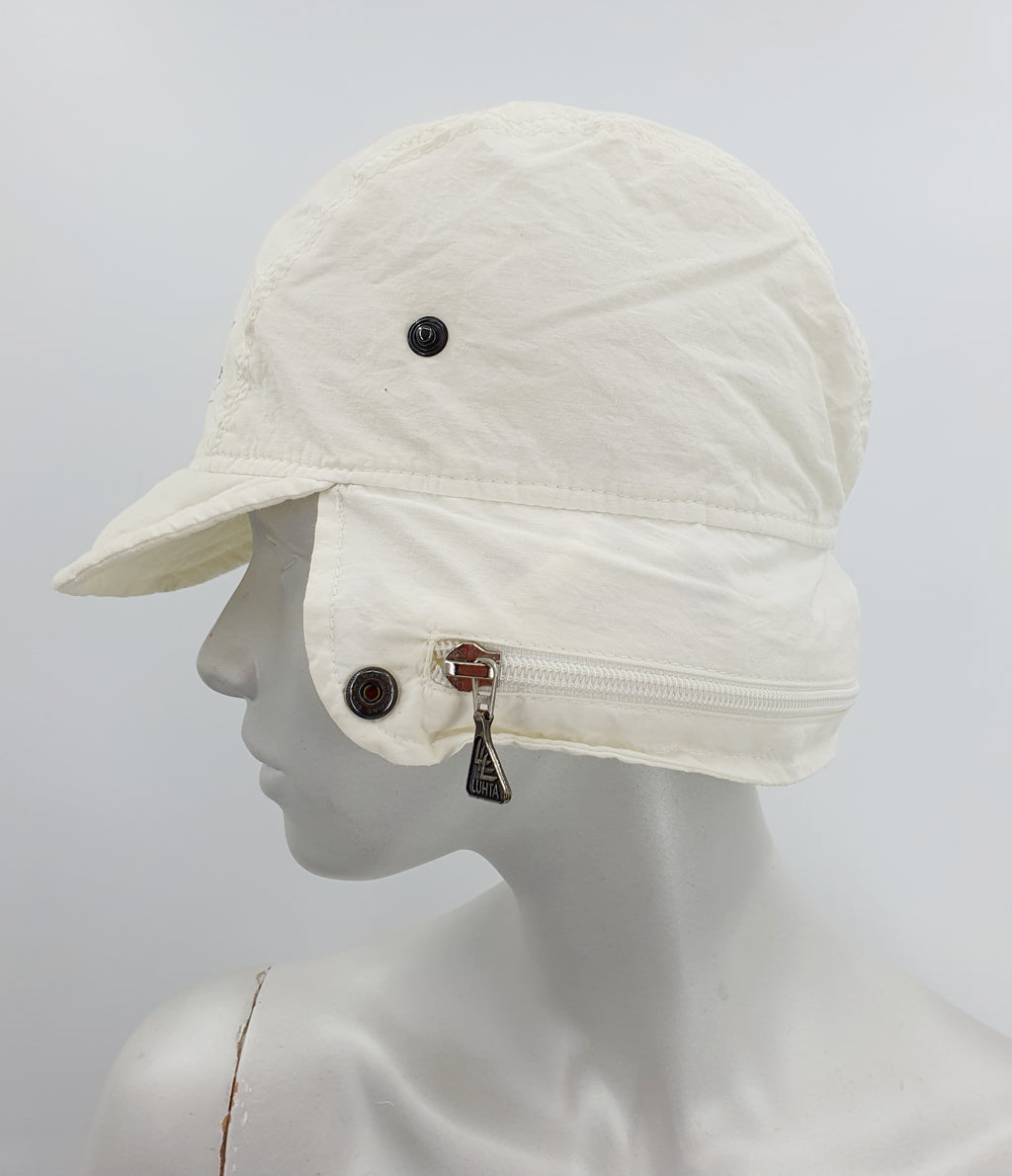 Luhta, valkoinen ulkoilupäähine alppihiihto aiheella, 80-luvulta