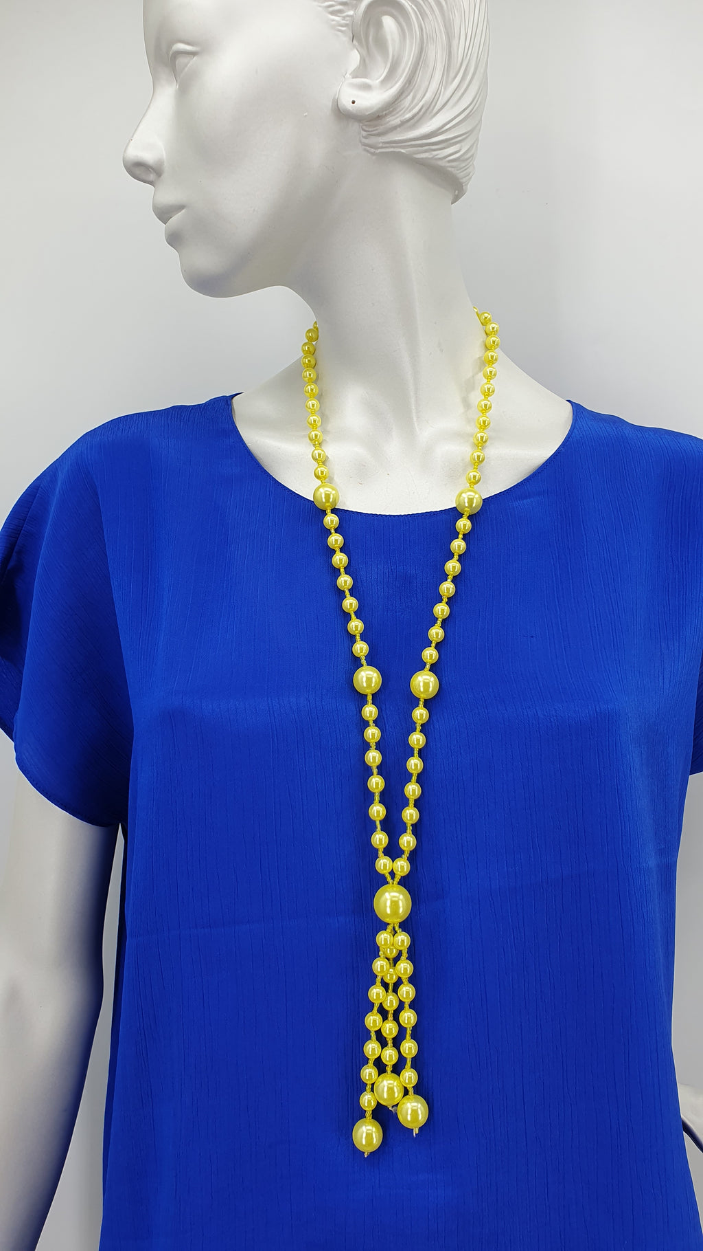 Shimmering yellow long pearl necklace, length 80cm