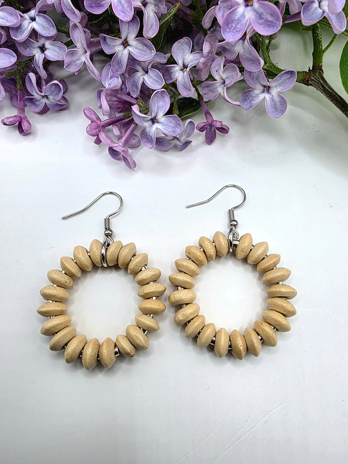 UpCycled by Pivis, Ring-kierrätyskorvakorut, vaaleabeige