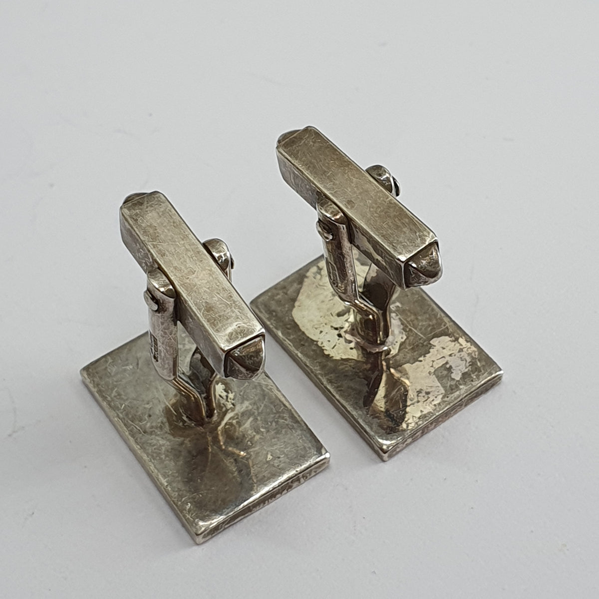 Vintage kalvosinnapit vinoraidoilla, Sterling hopeaa