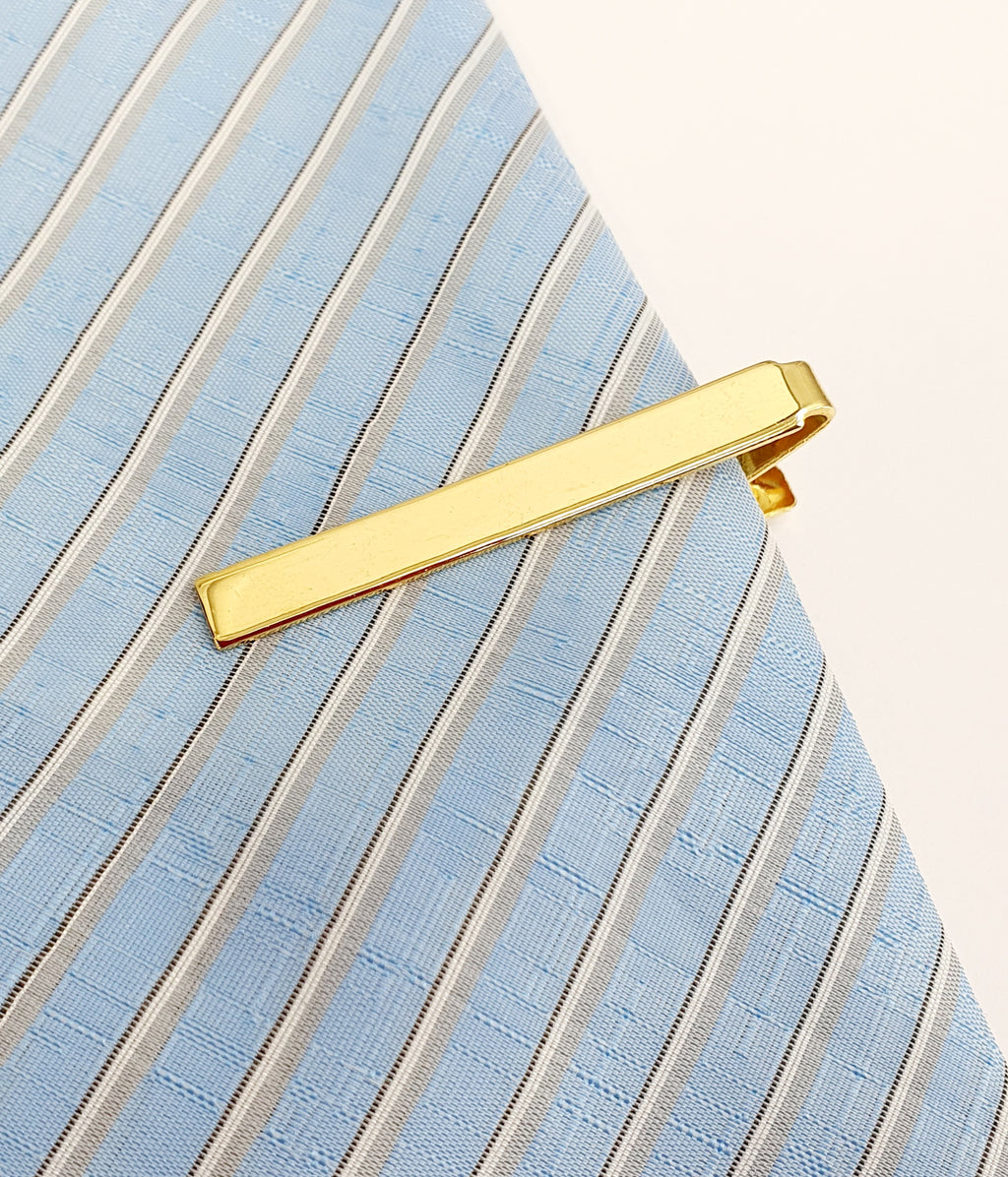Plain gold tie clip from the 90s-2000s