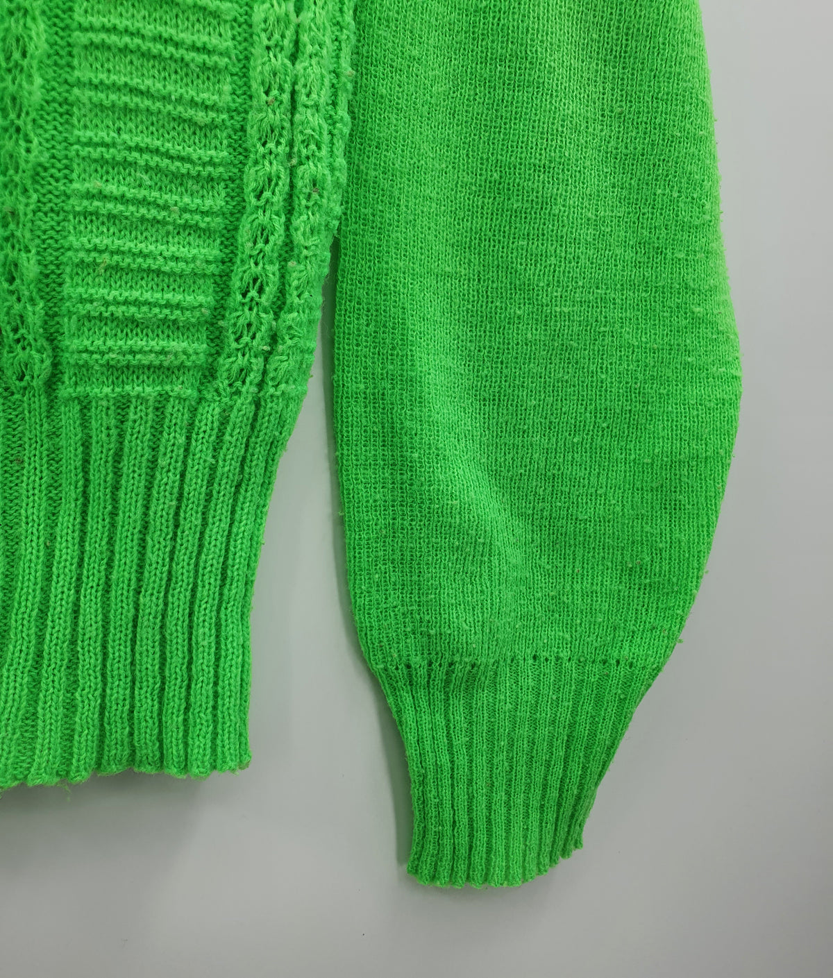 Neon green sweater, 70s, size 34-36