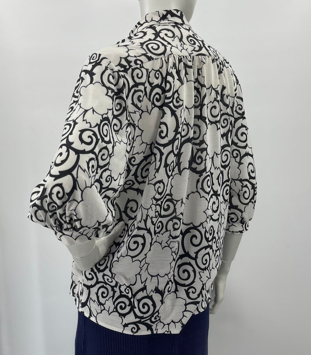 Refa Fashion, mustavalkoinen naisten pusero, 80-luku, koko 38